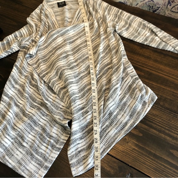 Knapp Studio Lightweight Open Knit Cardigan Sweater Women’s Size Large Office - Picture 6 of 8